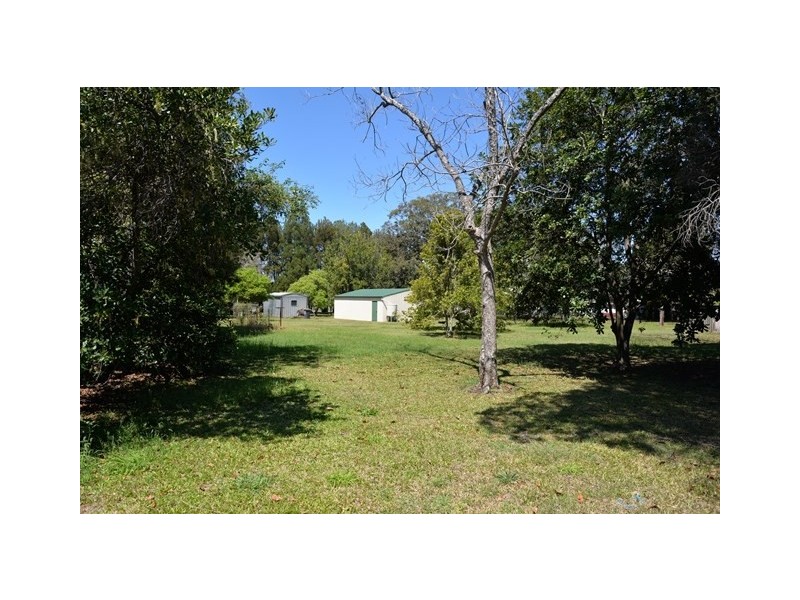 85 School Road, Kallangur QLD 4503