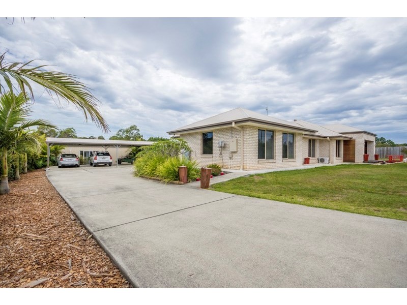 21-23 Albert Circuit, Upper Caboolture QLD 4510