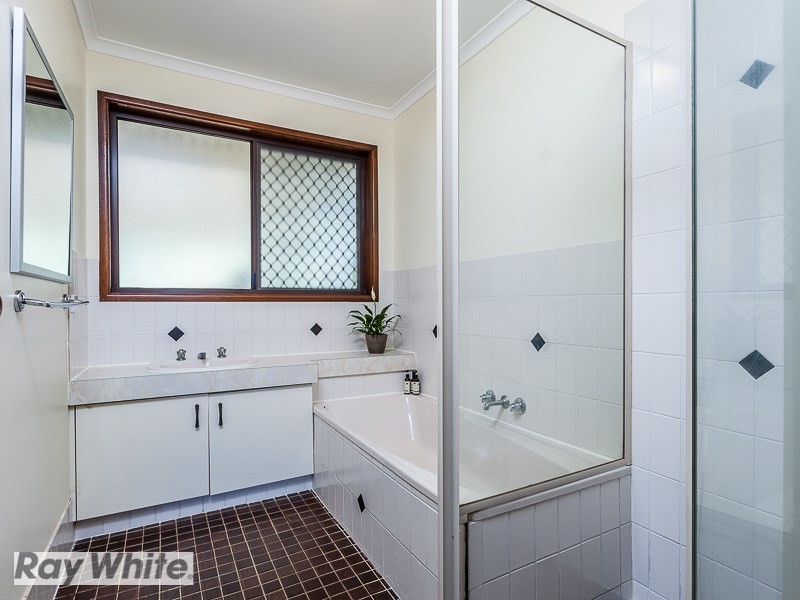 15 Duncombe Road, Narangba QLD 4504