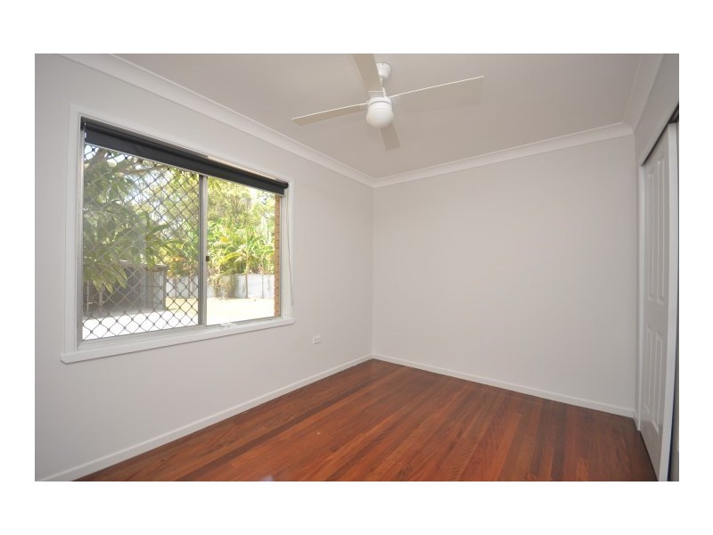 302 Oakey Flat Road, Morayfield QLD 4506