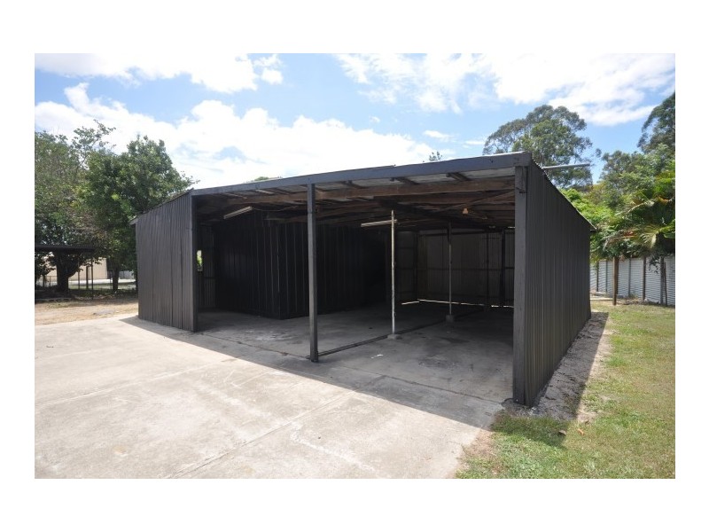 302 Oakey Flat Road, Morayfield QLD 4506