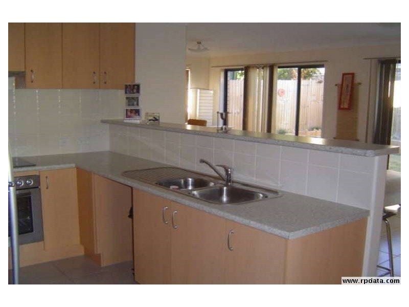 10 Johnson Street, Kippa-ring QLD 4021