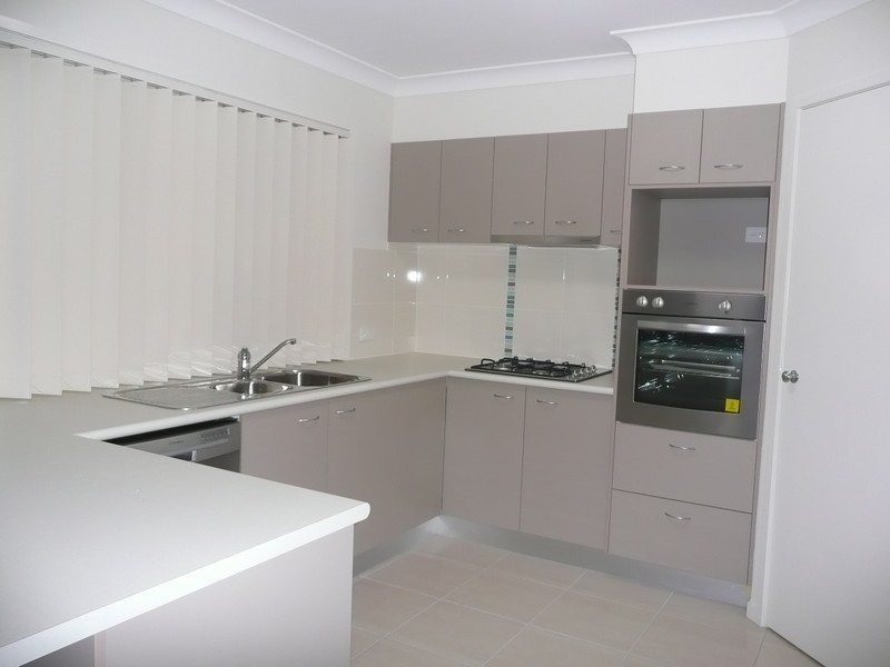 1140 Oakey Flat Road, Narangba QLD 4504