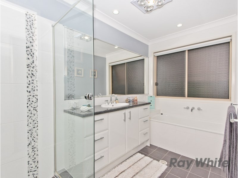 20 Tranquility Drive, Rothwell QLD 4022
