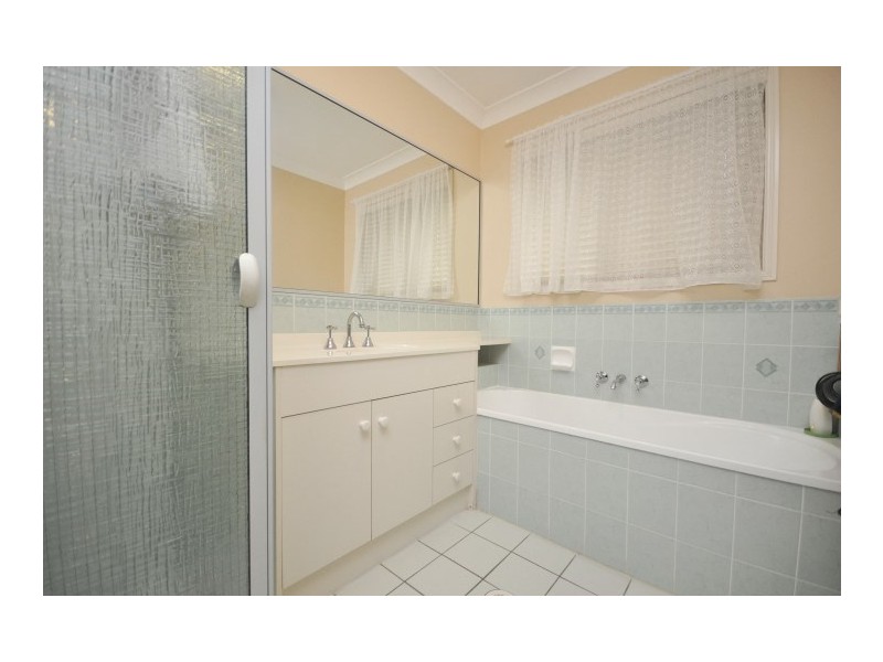 25 Piccabeen Court, Narangba QLD 4504