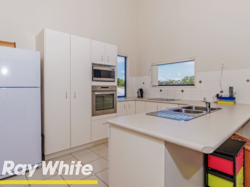 5 Karora Road, Beachmere QLD 4510