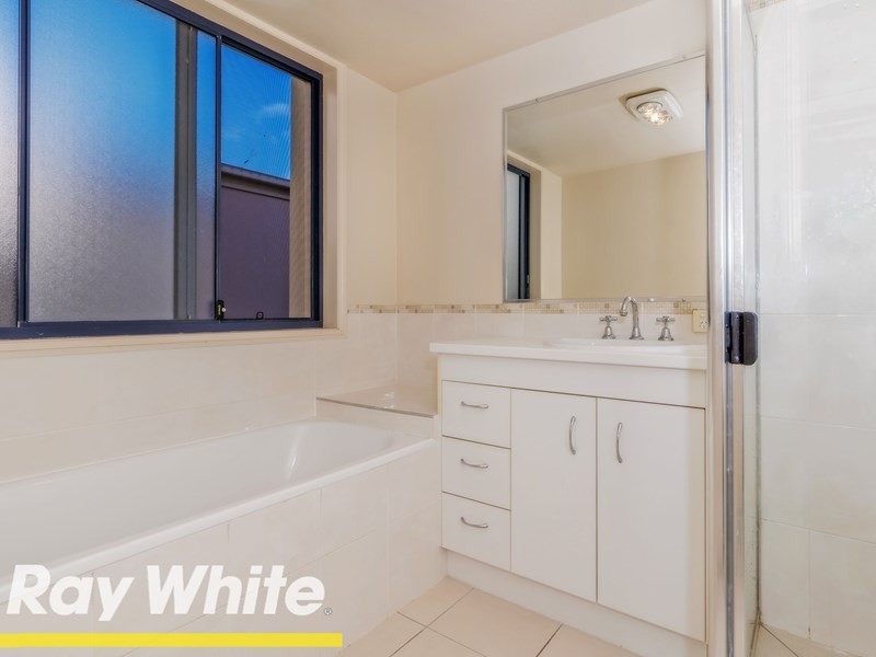 5 Karora Road, Beachmere QLD 4510