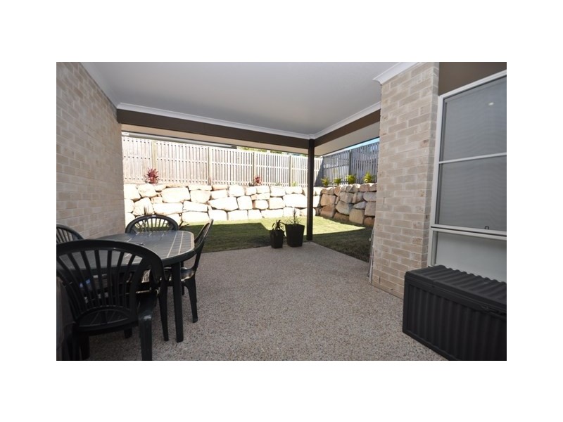 5 Smudgee Cls, Narangba QLD 4504