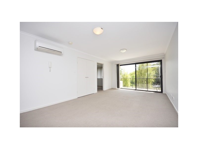 13/3-5 Short Street, Caboolture QLD 4510