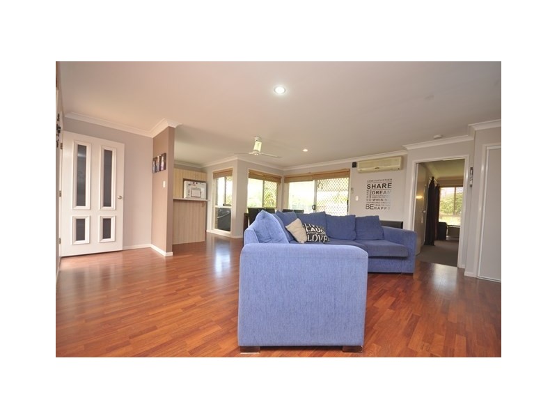 7 Hakea Court, Narangba QLD 4504