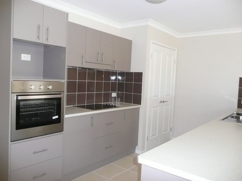 11 Grange Court, Narangba QLD 4504