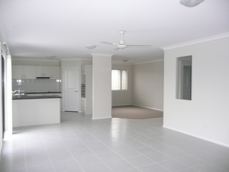 6 Grange Court, Narangba QLD 4504