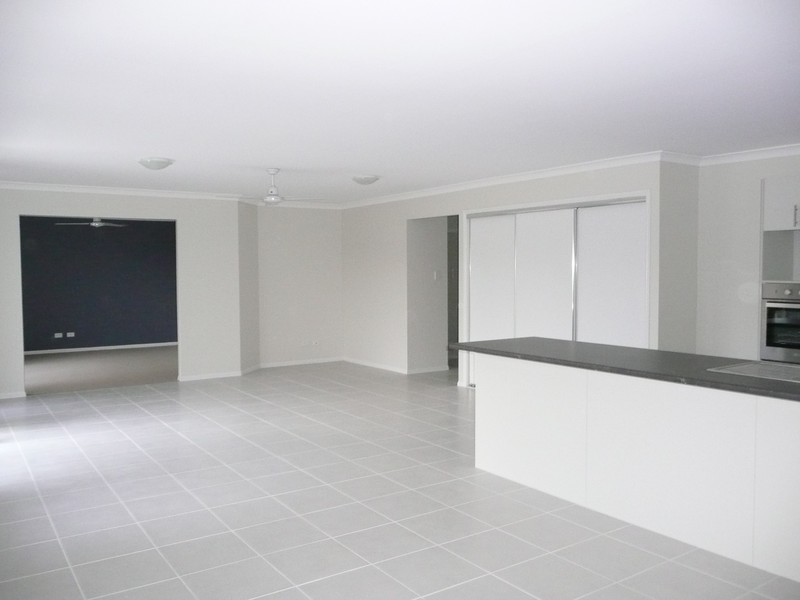 2 Britannia Court, Narangba QLD 4504