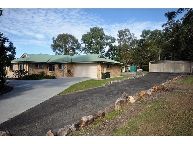 106 Wattlebird Drive, Elimbah QLD 4516