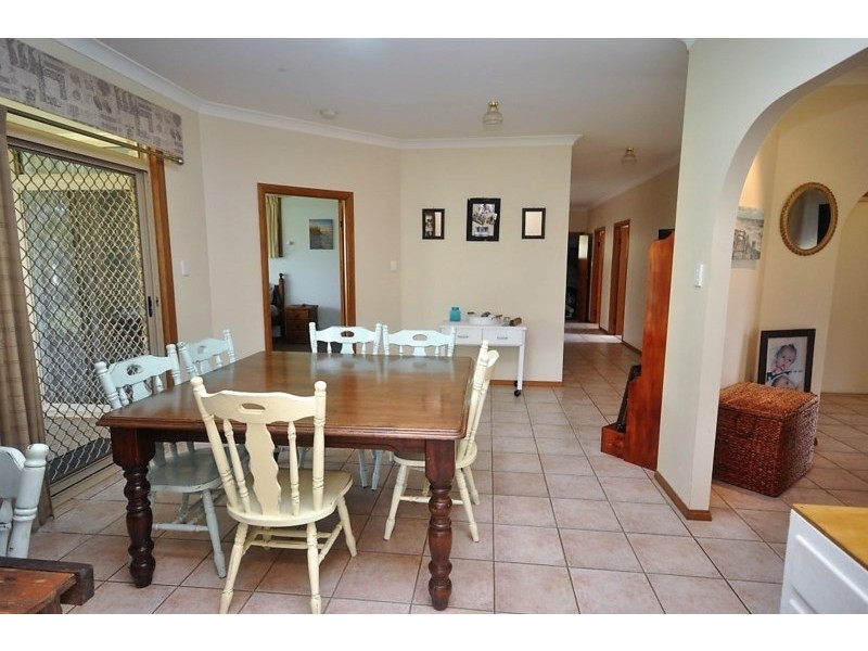 106 Wattlebird Drive, Elimbah QLD 4516