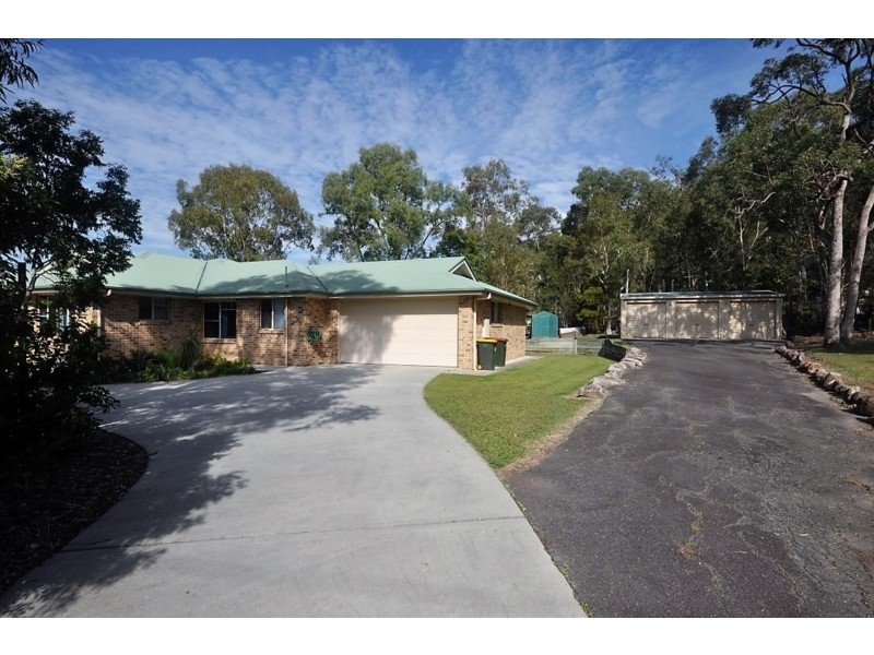 106 Wattlebird Drive, Elimbah QLD 4516