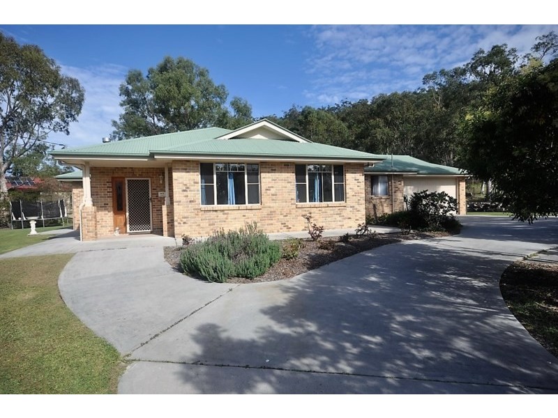 106 Wattlebird Drive, Elimbah QLD 4516