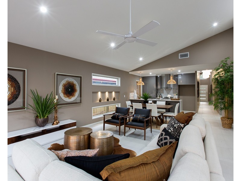 33 Jinibara Crescent, Narangba QLD 4504