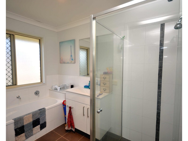 4 Candlewood Court, Upper Caboolture QLD 4510