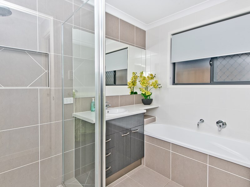 21 Dahlia Crescent, Caboolture QLD 4510