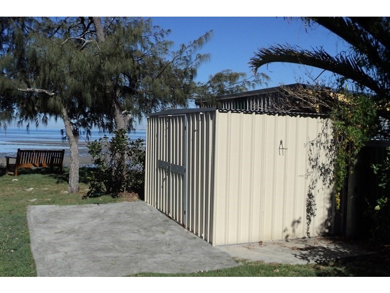 32 Bayside Drive, Beachmere QLD 4510