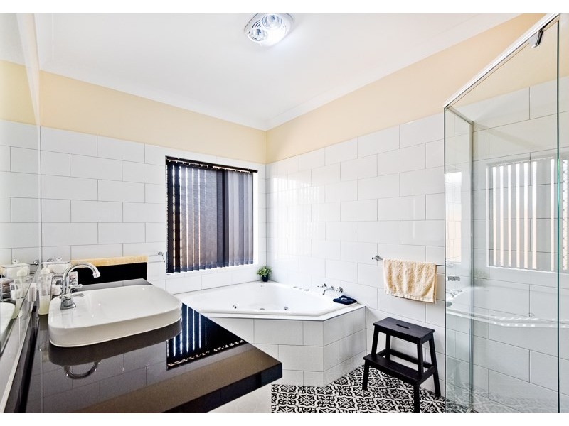 2 Placid Court, Narangba QLD 4504