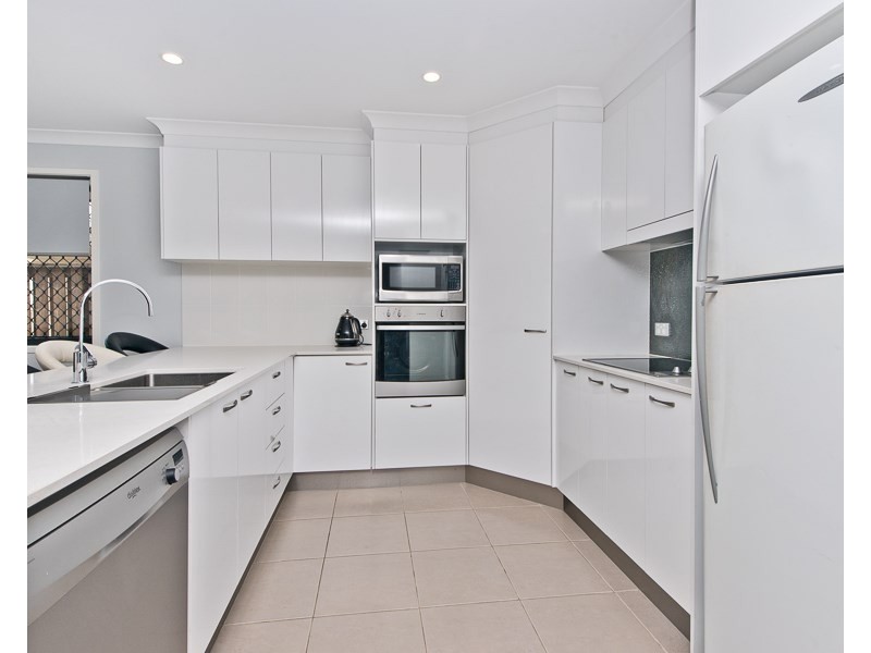 21 Dahlia Crescent, Caboolture QLD 4510