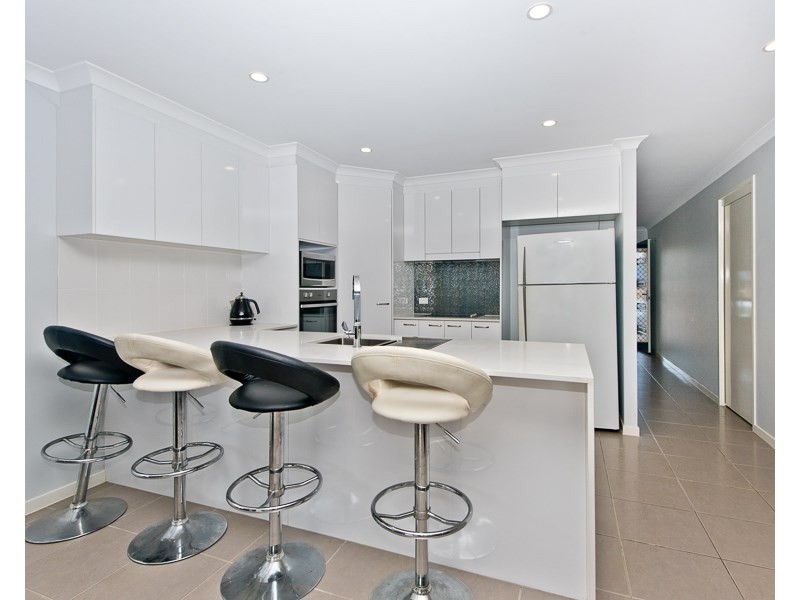 21 Dahlia Crescent, Caboolture QLD 4510