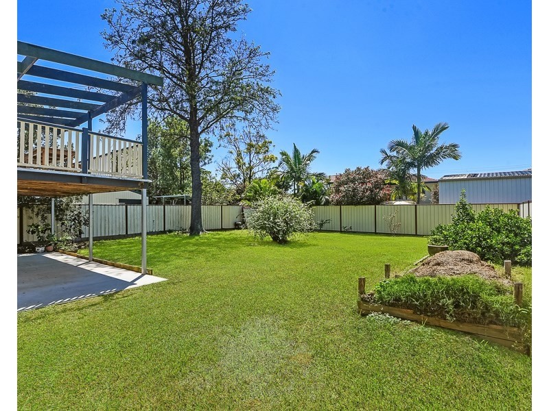9 Golden Avenue, Kallangur QLD 4503