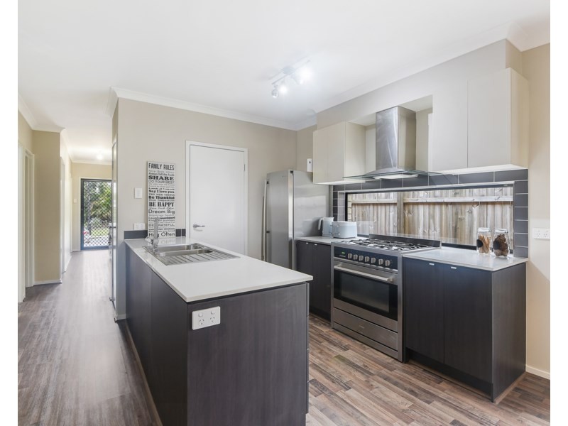 15 Mount View Crescent, Narangba QLD 4504