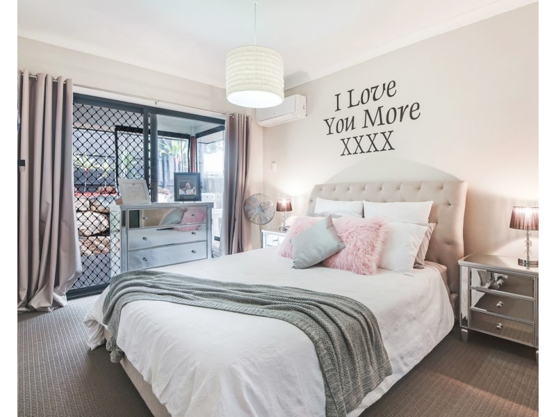 15 Mount View Crescent, Narangba QLD 4504