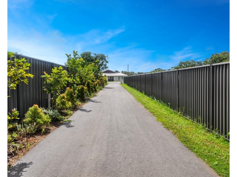 94 Bazeridge Drive, Narangba QLD 4504