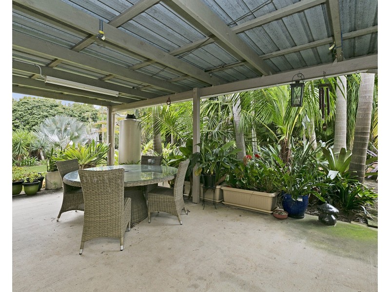 9-11 Rojan Court, Elimbah QLD 4516