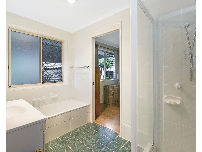 9-11 Rojan Court, Elimbah QLD 4516