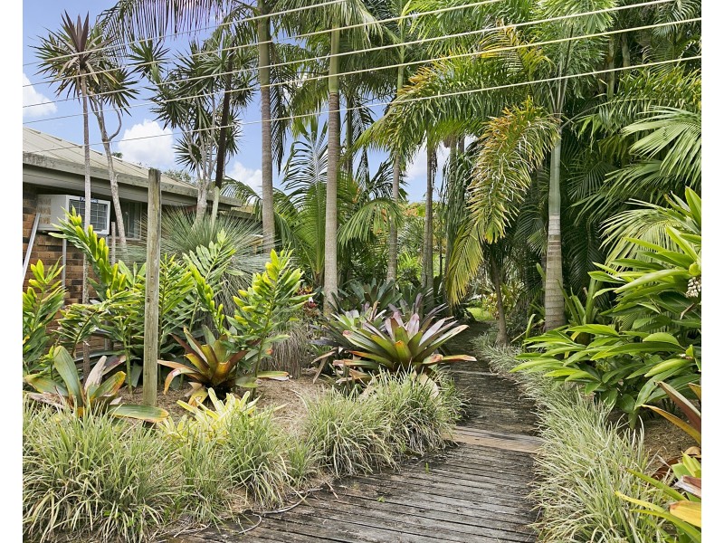 9-11 Rojan Court, Elimbah QLD 4516