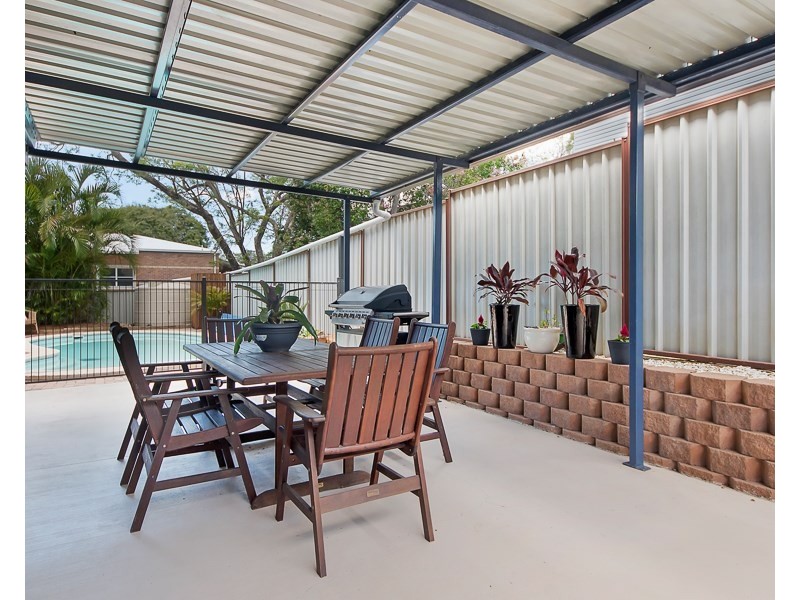 8 Waratah Street, Albany Creek QLD 4035