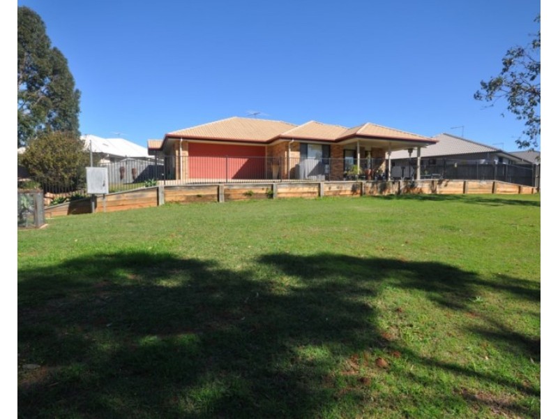 13 Nicholas Close, Narangba QLD 4504