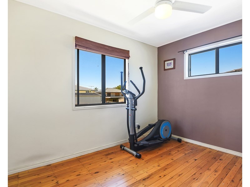 9 Golden Avenue, Kallangur QLD 4503