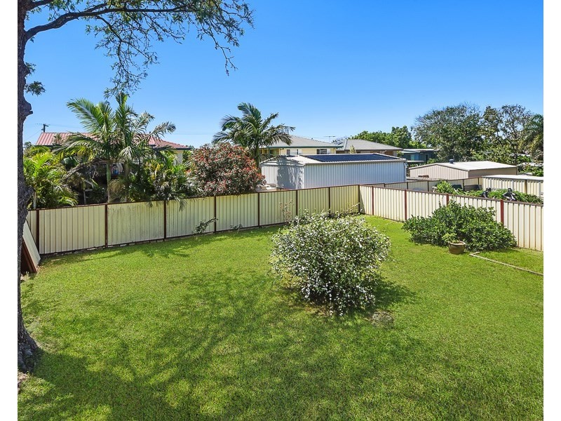 9 Golden Avenue, Kallangur QLD 4503