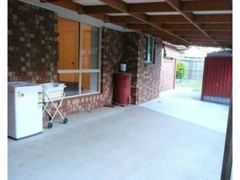 1/12 Sunnymeade Drive, Caboolture QLD 4510