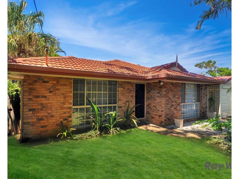 54 Hill Parade, Clontarf QLD 4019