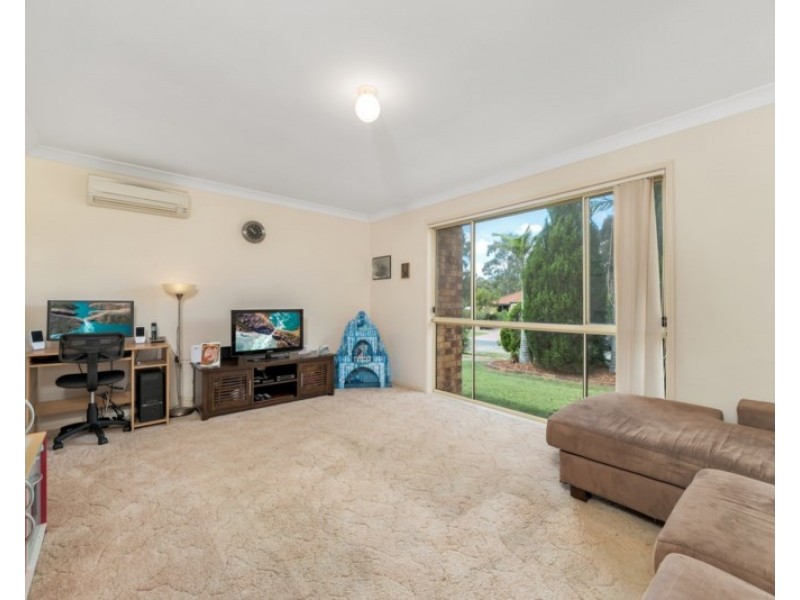 18 Tamborine Place, Narangba QLD 4504