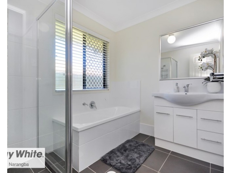 13 Lennon Boulevard, Narangba QLD 4504