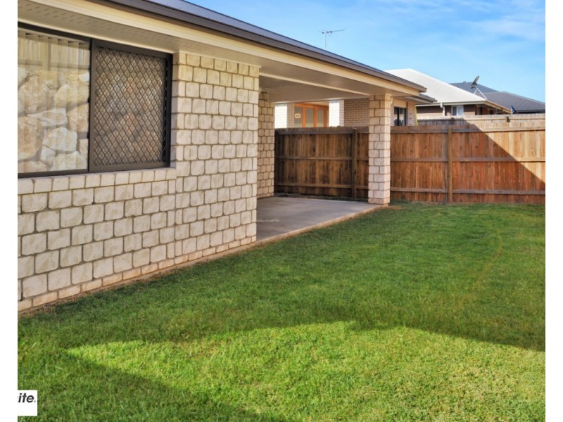 4 Scenery Cir, Narangba QLD 4504