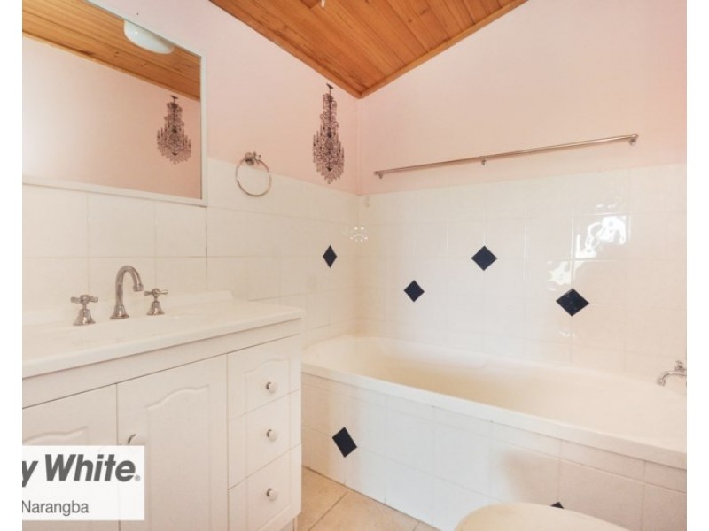 747B Oakey Flat Road, Morayfield QLD 4506