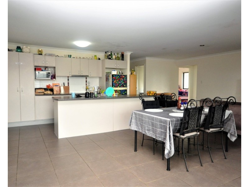 16 Lilly Anna Lane, Narangba QLD 4504