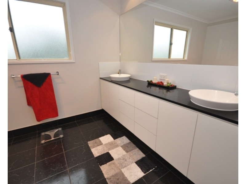 13 Tantallon Place, Narangba QLD 4504