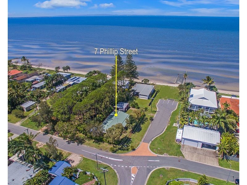 7 Phillip Street, Beachmere QLD 4510