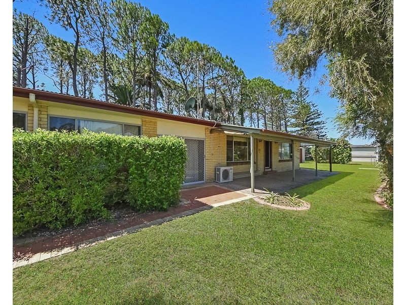 7 Phillip Street, Beachmere QLD 4510