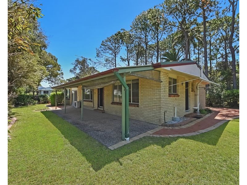 7 Phillip Street, Beachmere QLD 4510